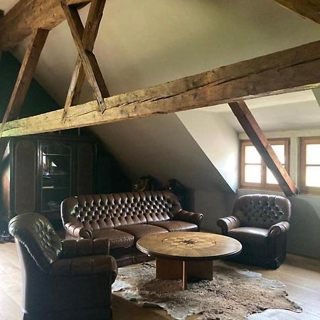 Altbau Zimmer In Anif Kültér fotó