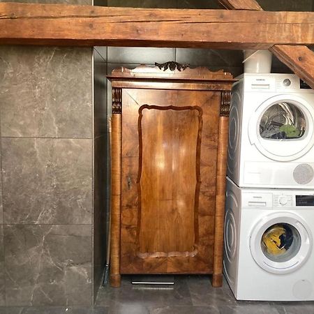 Altbau Zimmer In Anif Kültér fotó