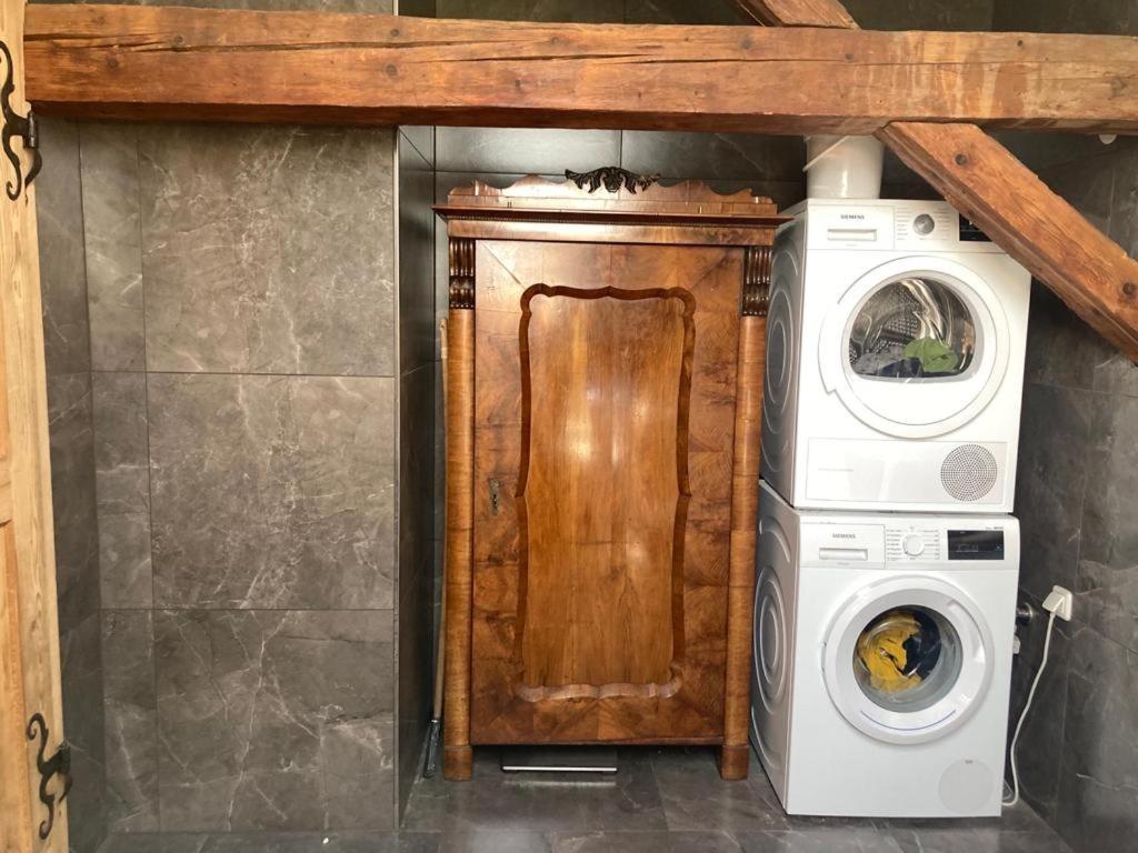 Altbau Zimmer In Anif Kültér fotó